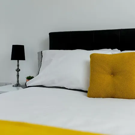 Apartment Skyvillion - Cozy In Town With Free Parking & Wifi