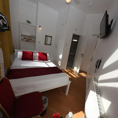 City London Hotel Hotel