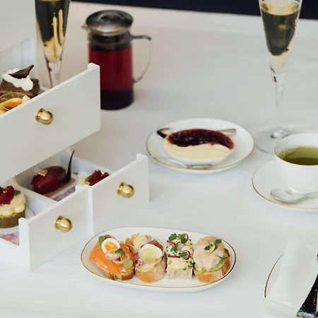 Hotel Sofitel London Heathrow 5*