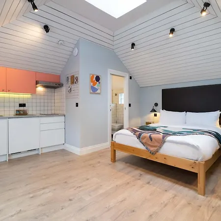 Room2 Hammersmith Townhouse