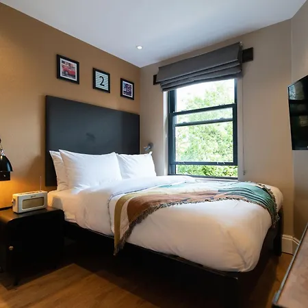 Room2 Hammersmith Townhouse