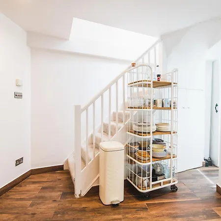 Pass The Keys - Modern & Stylish Garden In Islington Holiday home *