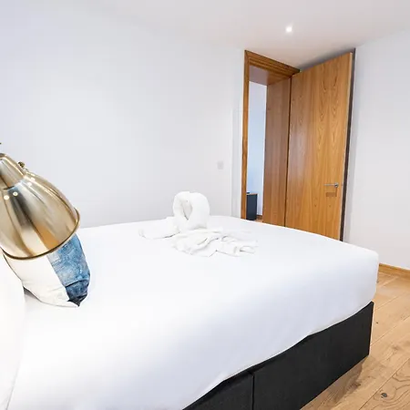 Marylebone Apartment *