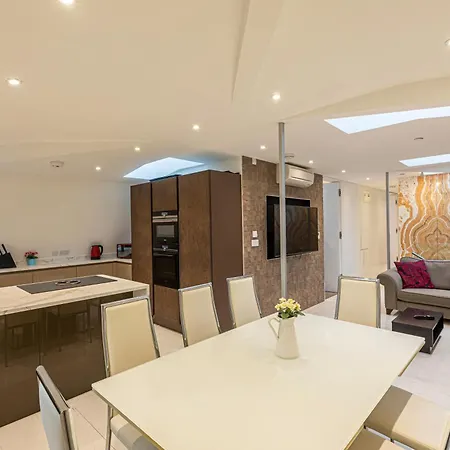 Marylebone Apartment *