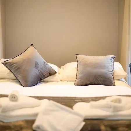 Charming Studio London