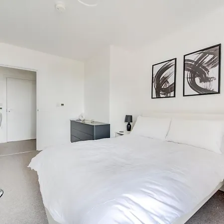 Guestready - Olympic Park Living * London
