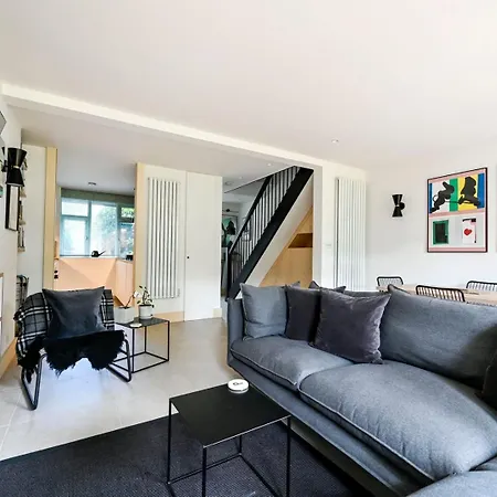 Guestready - Bold Modernity Near Kennington Park *