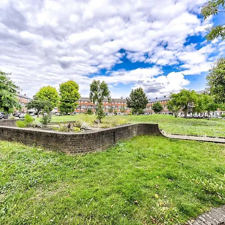 Guestready - Bold Modernity Near Kennington Park Appartement Londen