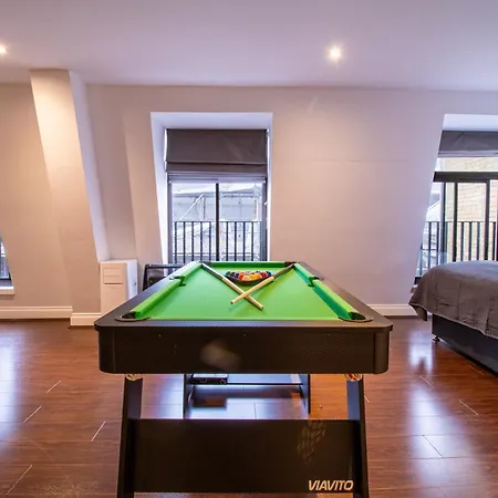 Luxurious In Mayfair Apartment *
