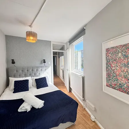Holiday home Kensington 2 Bedroom House-big Living Area And Kitchen-harrods-national History Museum-hyde Park-near 2 Underground Lines *
