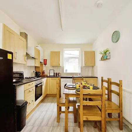 The Garden House Near Tottenham Stadium Alexandra Palace Finsbury P