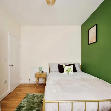 The Garden House Near Tottenham Stadium Alexandra Palace Finsbury P Holiday home