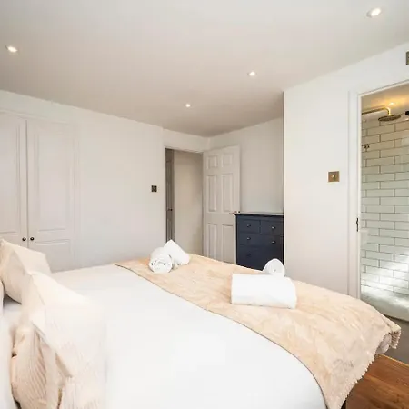 Greenwich House 10 Mins To O2 - Free Parking Pass The Keys *