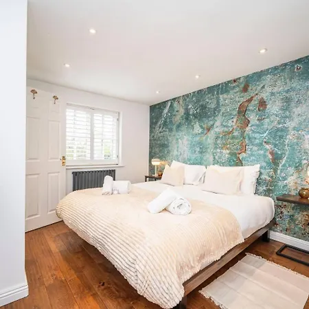 Greenwich House 10 Mins To O2 - Free Parking Pass The Keys