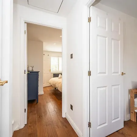 Greenwich House 10 Mins To O2 - Free Parking Pass The Keys London