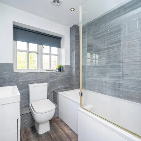 Greenwich House 10 Mins To O2 - Free Parking Pass The Keys Holiday home