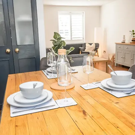 Greenwich House 10 Mins To O2 - Free Parking Pass The Keys