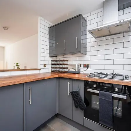 Greenwich House 10 Mins To O2 - Free Parking Pass The Keys Holiday home London