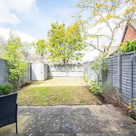 Greenwich House 10 Mins To O2 - Free Parking Pass The Keys Holiday home