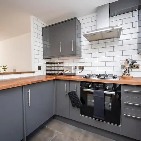 Holiday home Greenwich House 10 Mins To O2 - Free Parking Pass The Keys *