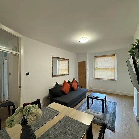 Manor Court London