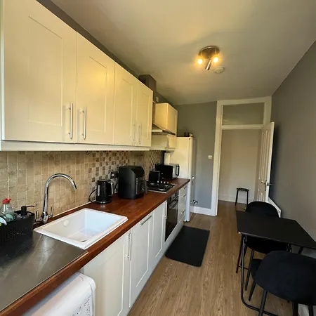 Manor Court Apartment London