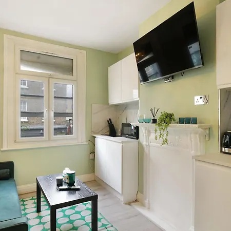 Apartment Livestay Studio In The Heart Of Angel 1 *