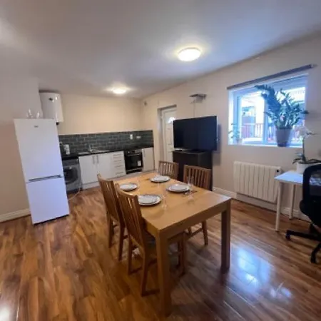 Apartment In London