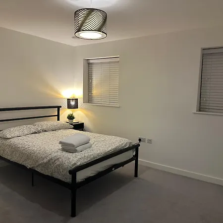 Luxury Modern Apartment-flat London
