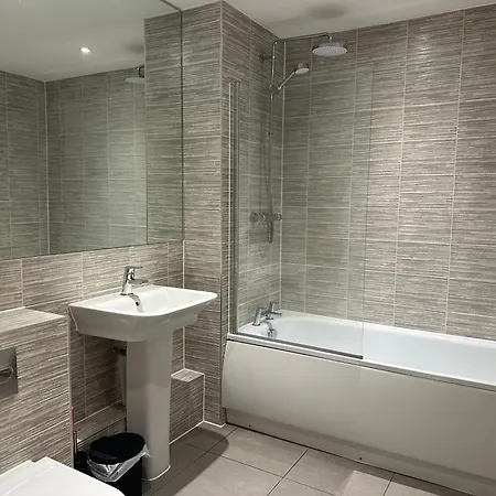 Apartment Luxury Modern Apartment-flat London Rainham (Greater London)
