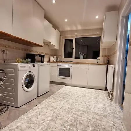 Holiday home Spacious 2 Bed
