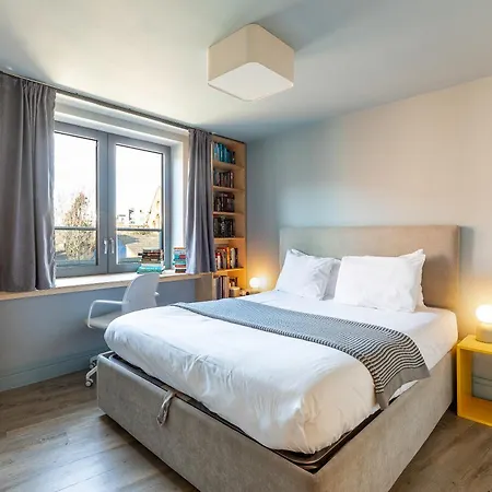 Bermondsey Bliss Views Comfort And Access! *