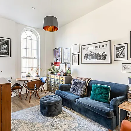 Contemporary Victorian Apartment London