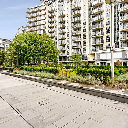 Apartment Stylish Flat In Battersea Reach *