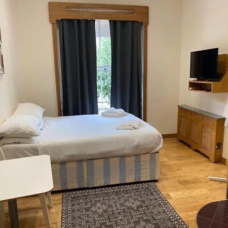 Msk Superior 4* لندن
