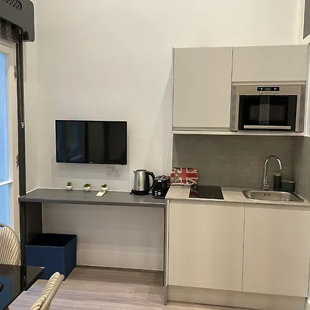 Msk Superior Hotel London