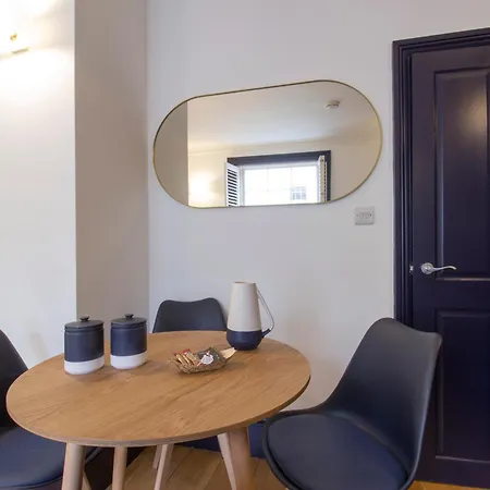 Thames Residences Hyde Park Appartement *