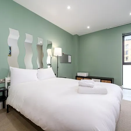 Guestready - Stylish Retreat Near The Airport London