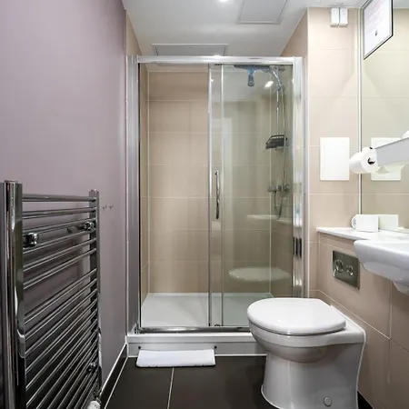 Guestready - Stylish Retreat Near The Airport Apartment London