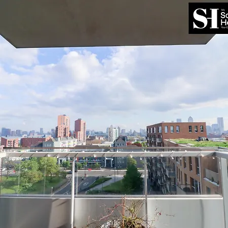 Three Bedroom At My Saga Homes Short Lets & Serviced Jefferson Plaza * Londen