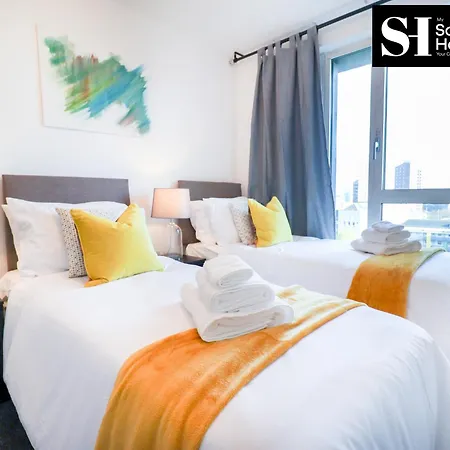 Three Bedroom At My Saga Homes Short Lets & Serviced Jefferson Plaza * Londen