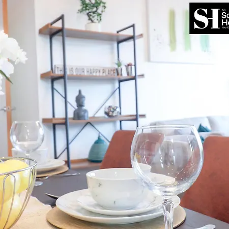 Three Bedroom At My Saga Homes Short Lets & Serviced Jefferson Plaza London