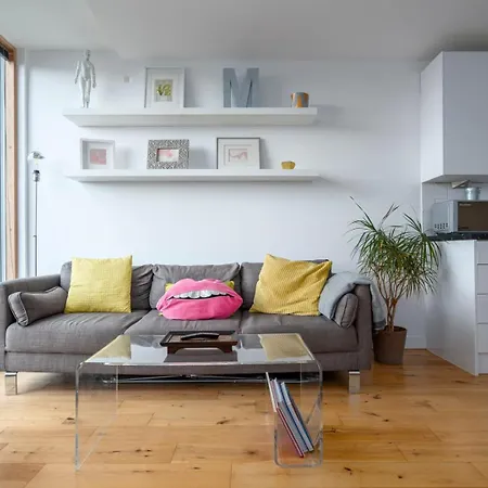 Guestready - Stylish With Skyline Views