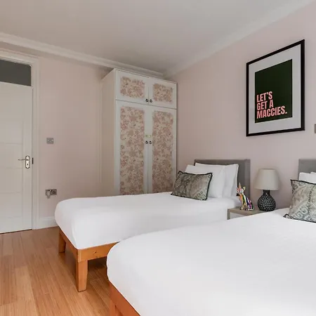 Apartment Cute, Stylish House W/ Fast Wifi Streatham Vale