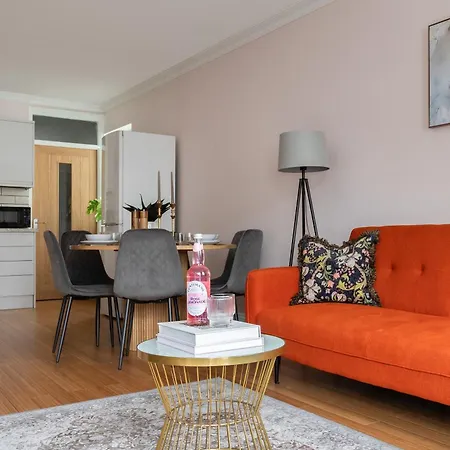 Apartment Cute, Stylish House W/ Fast Wifi *
