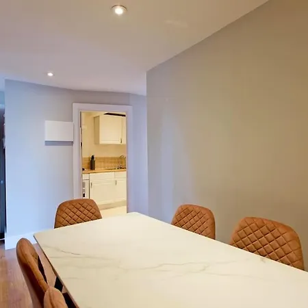Imperial Hogarth Road -4th Floor * London