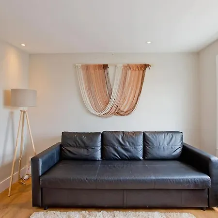 Apartment Imperial Hogarth Road -4th Floor *