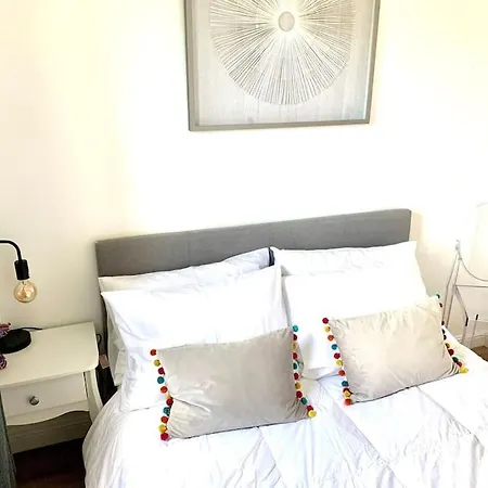 Apartment Varsity View-central *