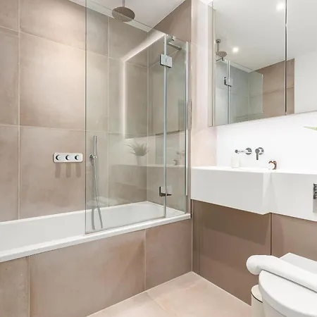 The Islington Apartment *