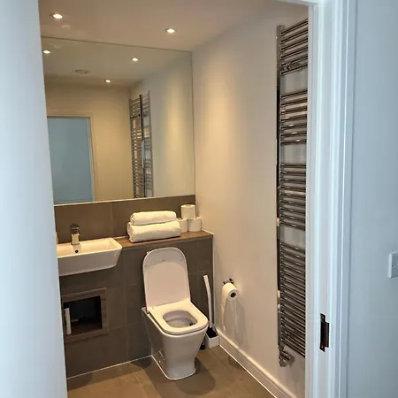 Apartment Modern Retreat One Bedroom Barking (Greater London)